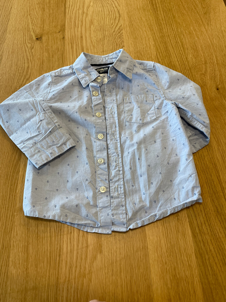 Chemise bleue clair avec ancre marine