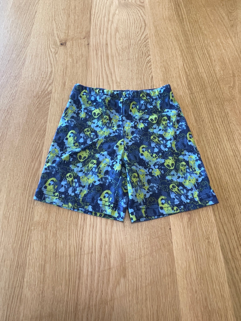 Short pyjama têtes de morts vertes