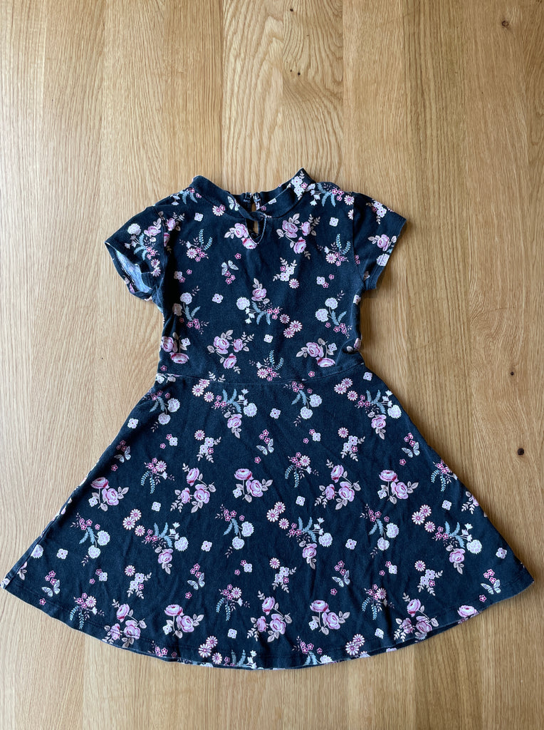 Robe ample noire